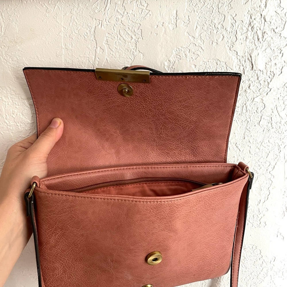 Pink Leather Crossbody Bag - Picture 3 of 4